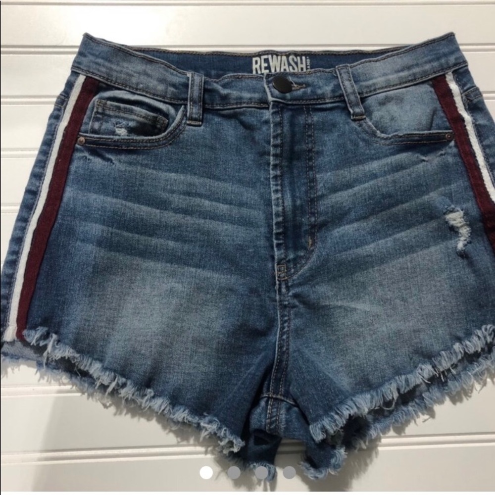Rewash cut off shorts
